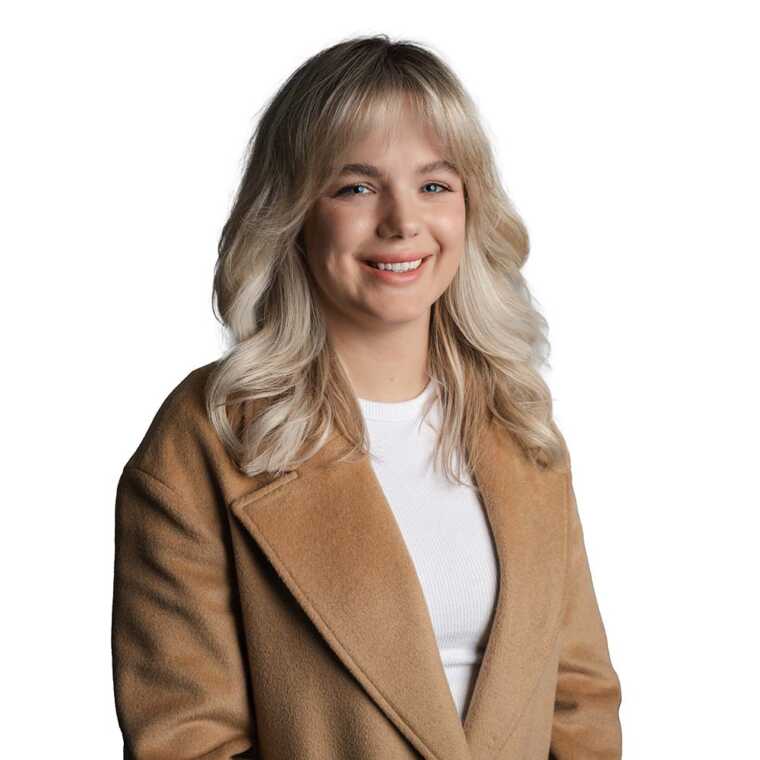 Olivia Steel
